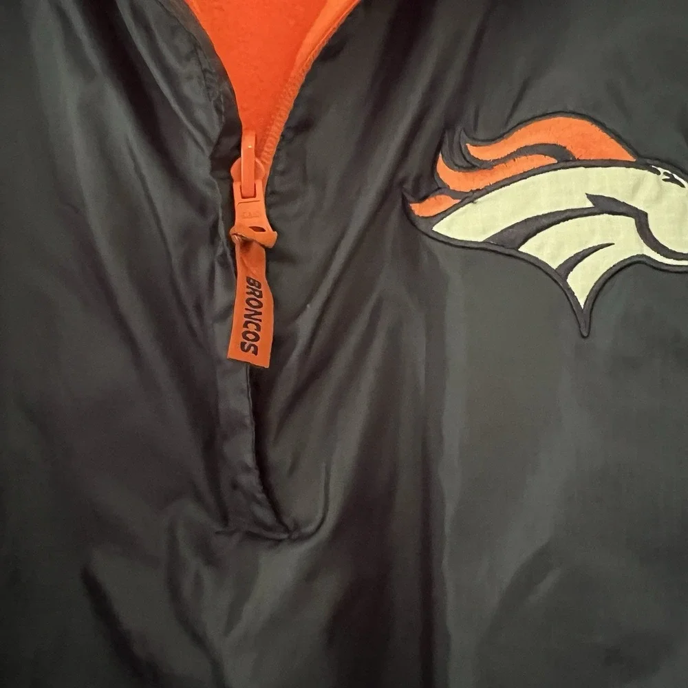 NFL Broncos‎ Men's Reversible Jacket Quarter Zip Pullover size M